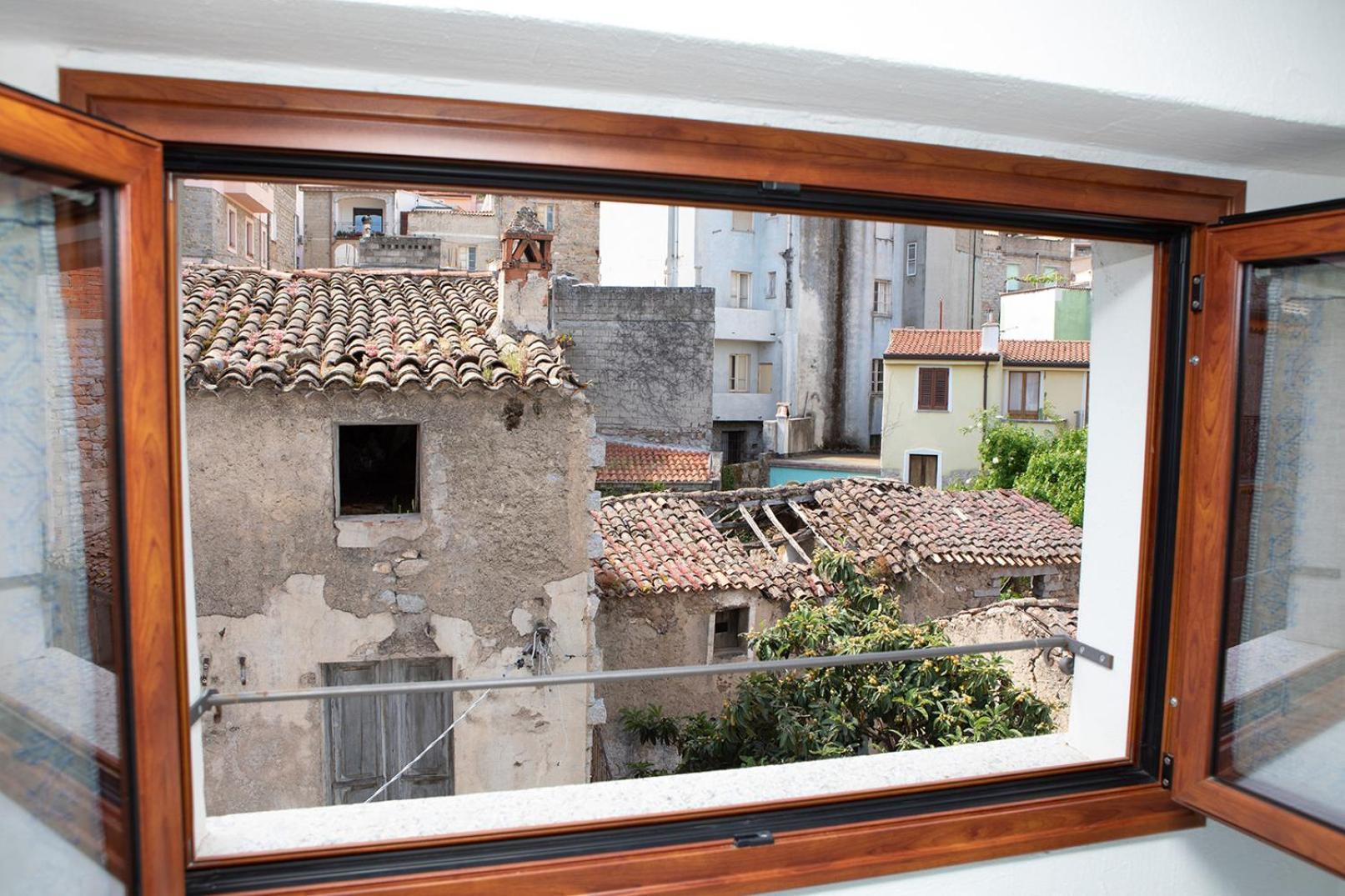 La Casa Del Corso Bed & Breakfast Orgosolo Luaran gambar